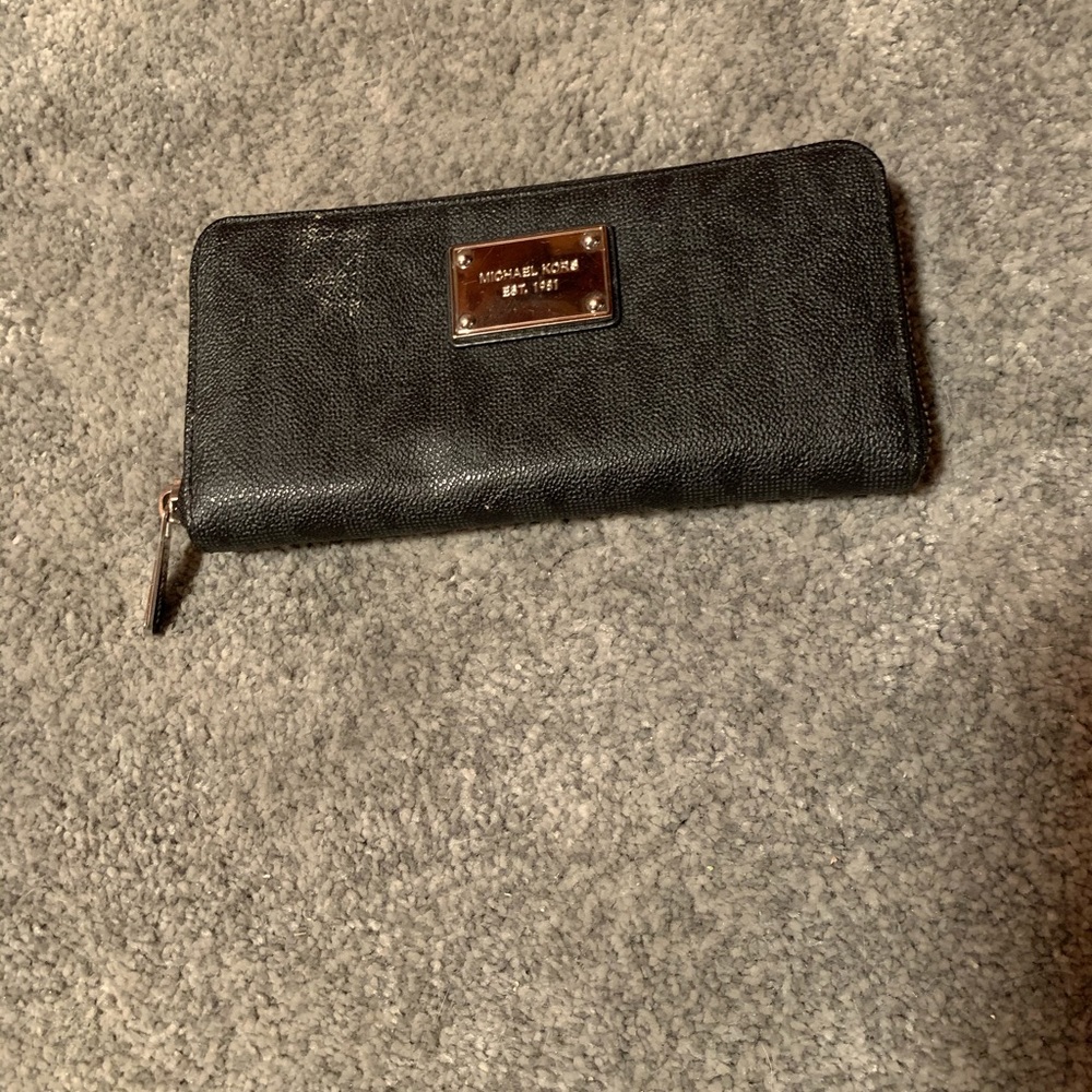 Michael Kors wallet